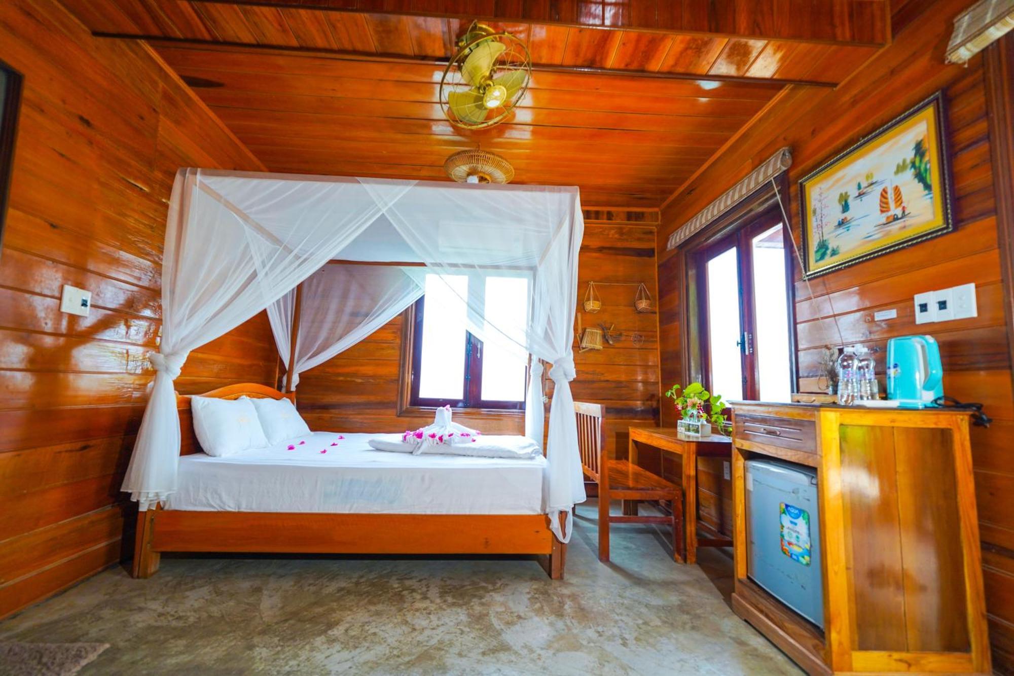 Jungle Boss Travel Lodge Phong Nha Kültér fotó
