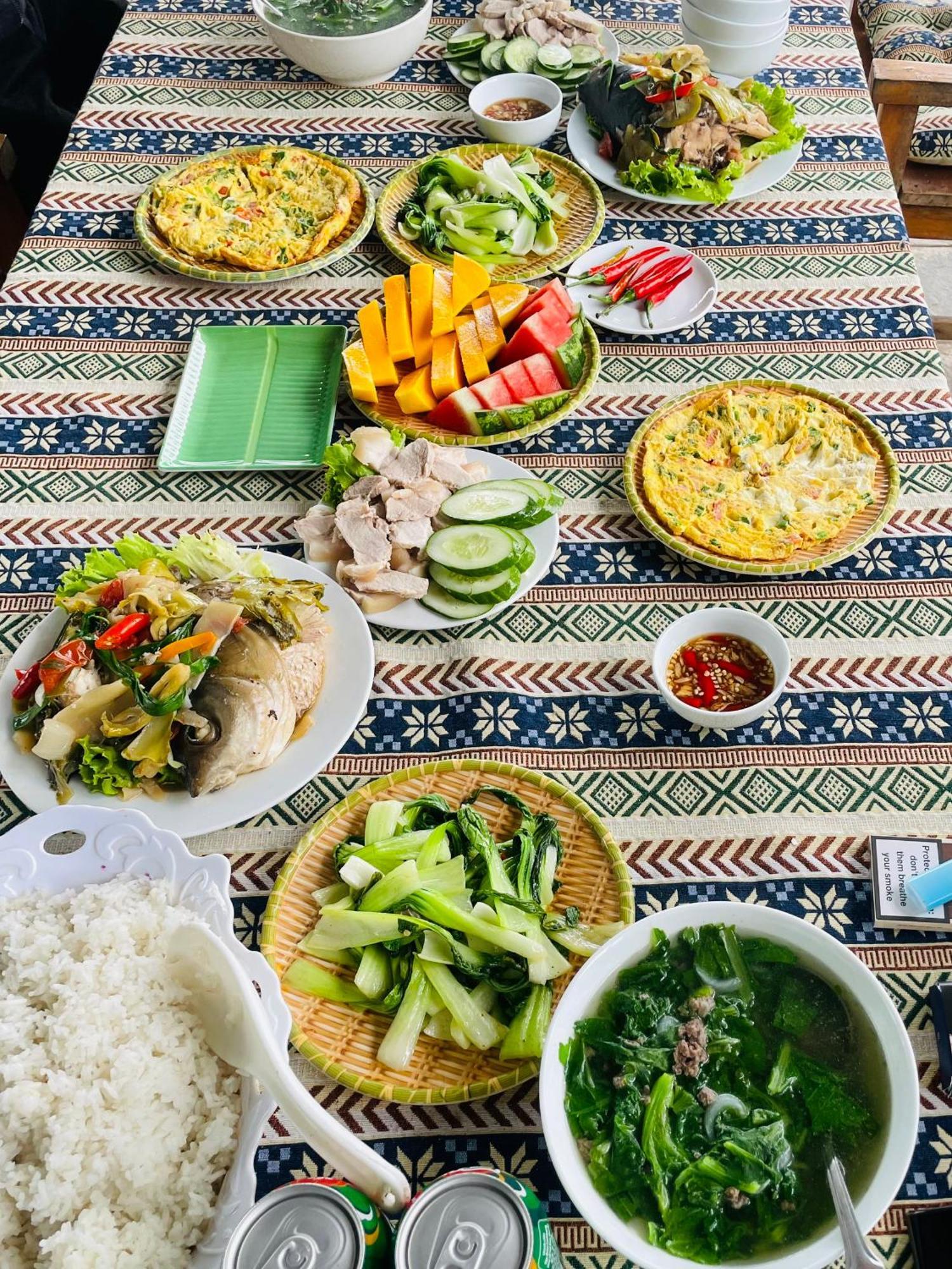 Jungle Boss Travel Lodge Phong Nha Kültér fotó